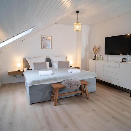 Charmantes Apartment Mit Balkon Mindelheim Eksteriør billede