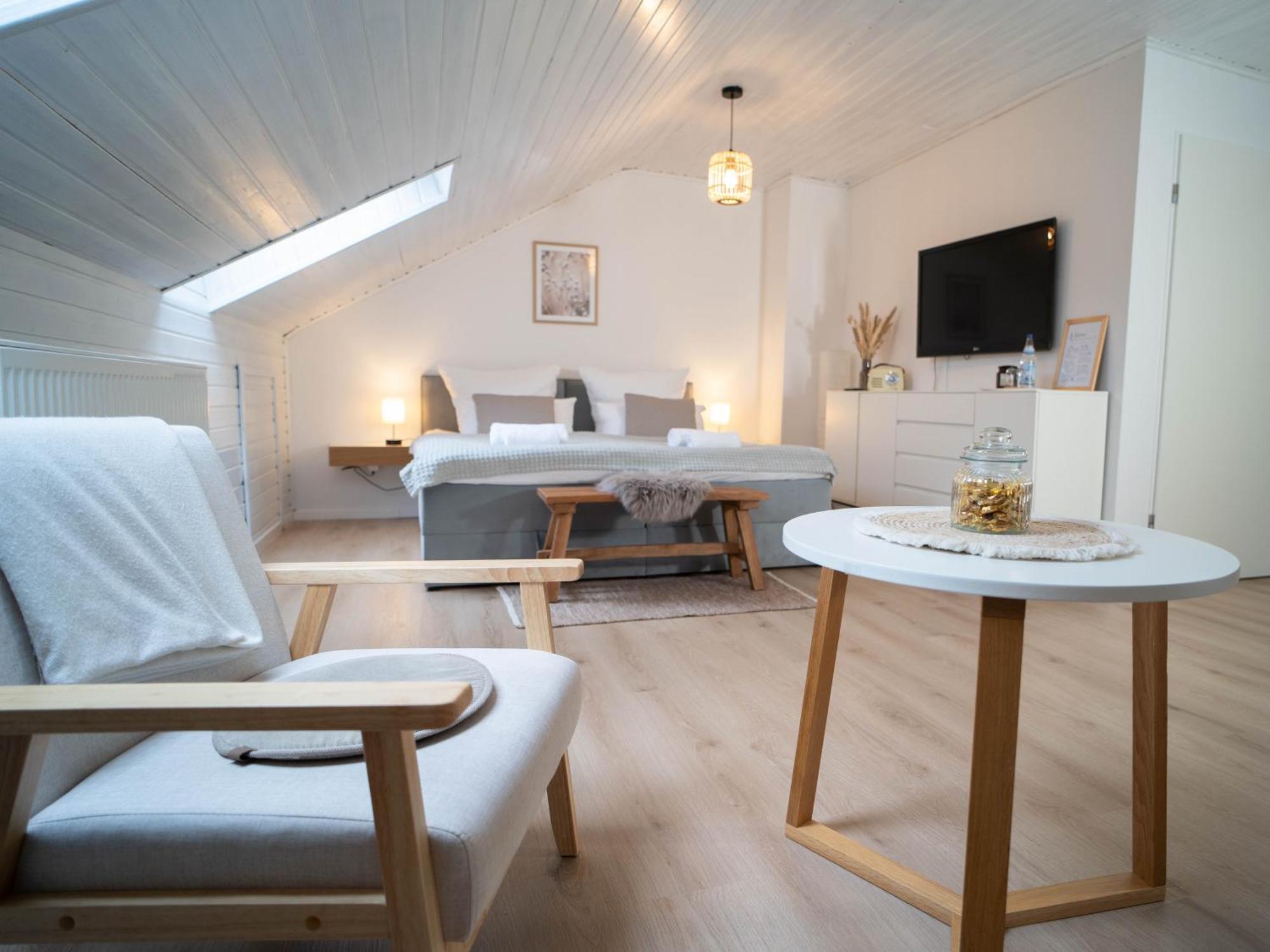 Charmantes Apartment Mit Balkon Mindelheim Eksteriør billede